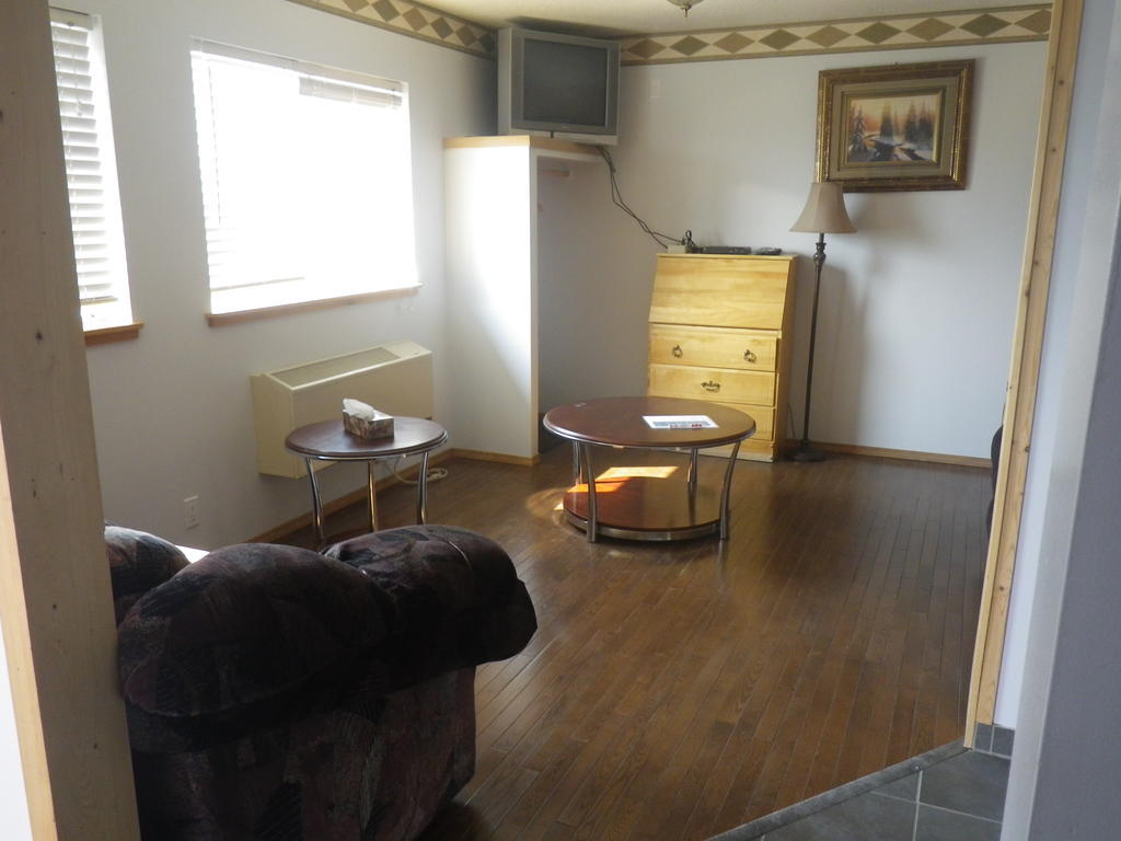Alcan Motor Inn Haines Junction Camera foto